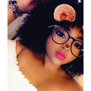 Meet your Posher, Carimar